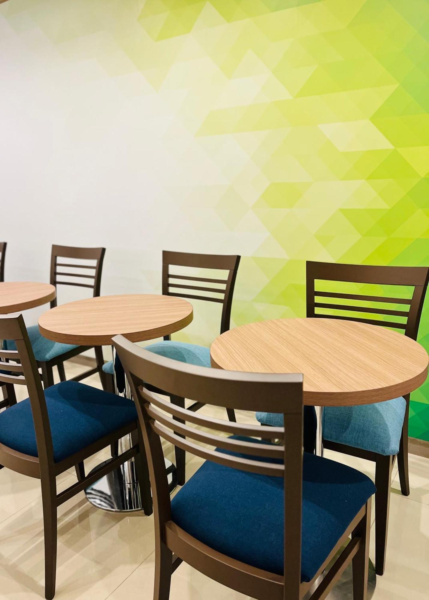 Holiday Inn Express Rosario By Ihg Екстериор снимка