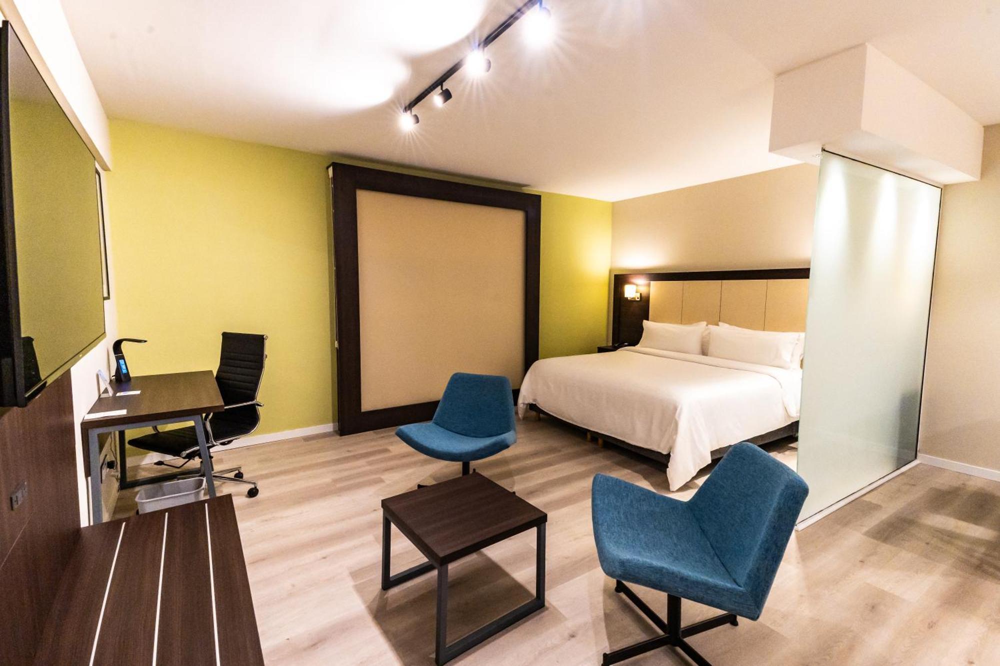 Holiday Inn Express Rosario By Ihg Екстериор снимка